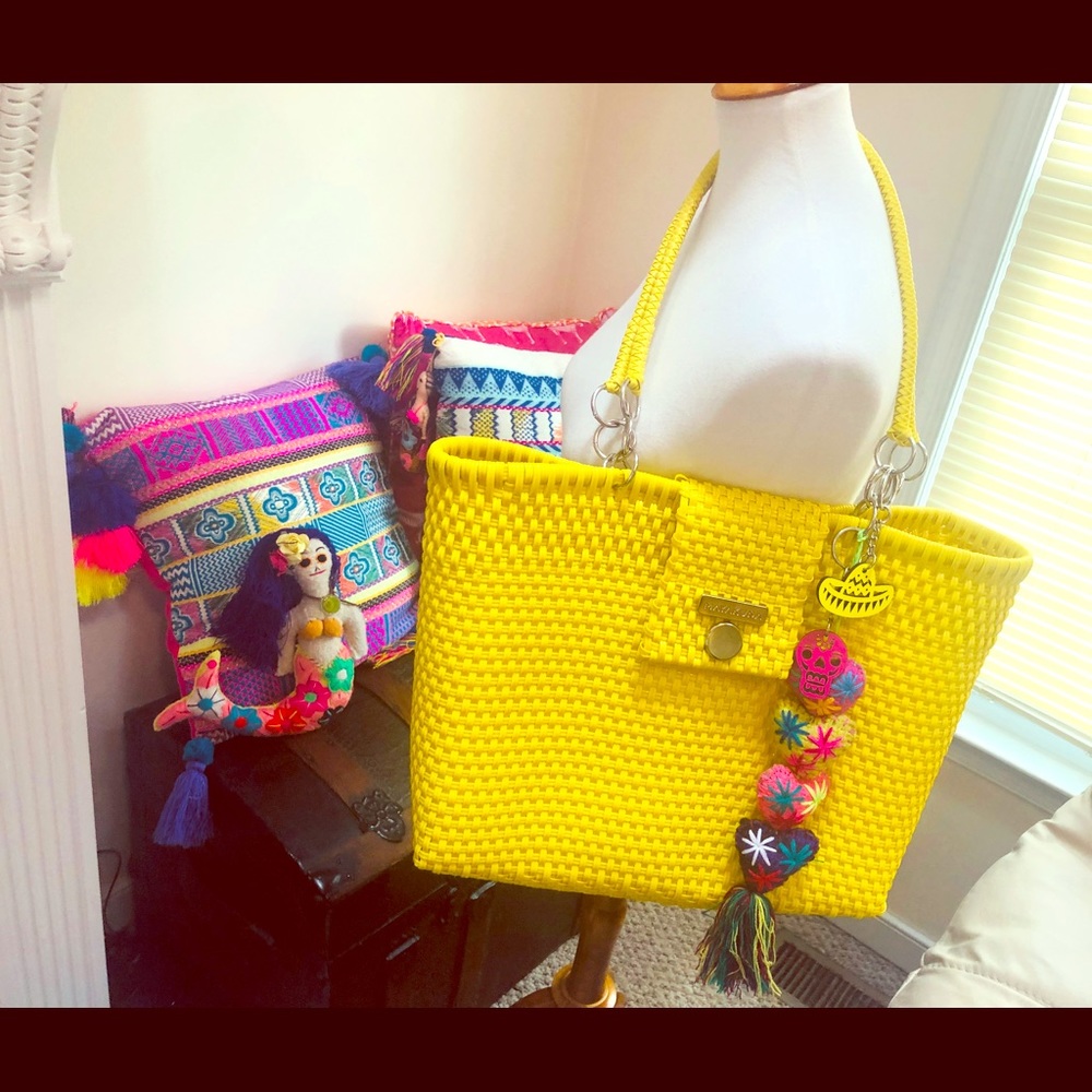 Bright Yellow Durable Beach Bag!!! 🌞🌴👙